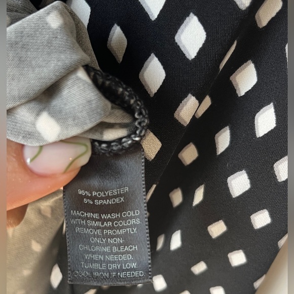 White House Black Market Boat Neck Stretch Black Diamond & Paisley Dress | XS - Picture 5 of 5